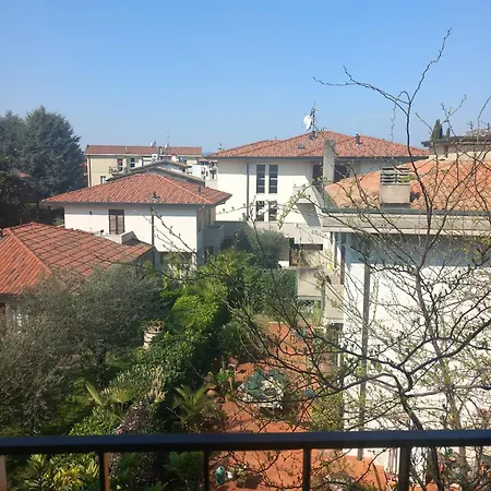 Linuccia Apartment *