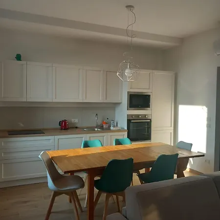 Linuccia Апартаменты Сирмионе