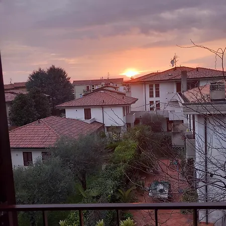 Linuccia Sirmione