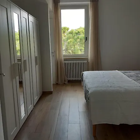 Linuccia Апартаменты Сирмионе